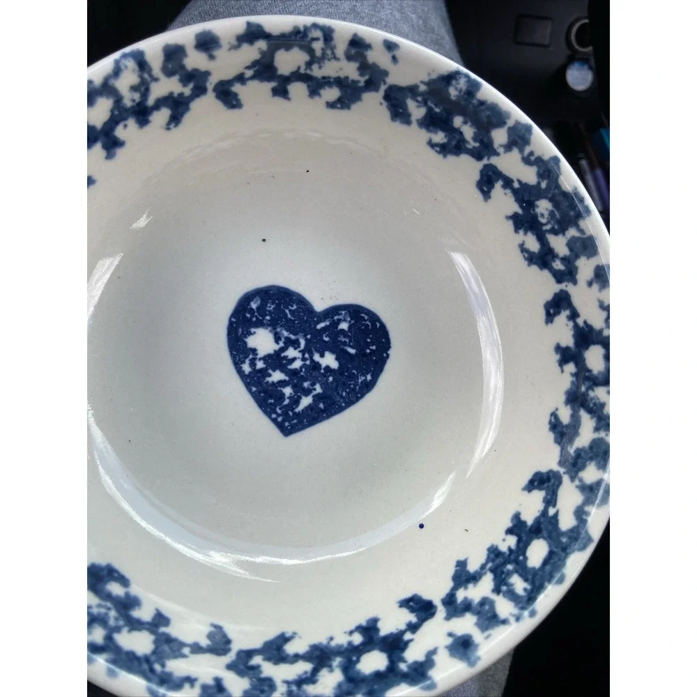 Hearts bowl pecuiar shape and pattern dog or cat